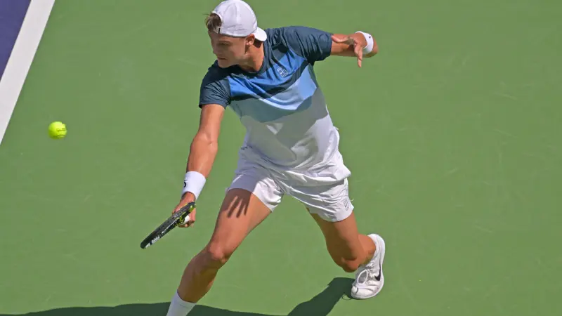 بطولة برشلونة للتنس - رون وفيلس إلى الدور ربع النهائيّ