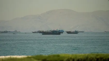 أكبر عدد من السفن غير المرتبطة بإيران عبرت مضيق هرمز في مايو