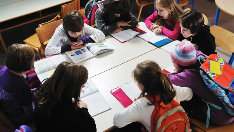 إغلاق المدارس في أوكرانيا بسبب تفشي مرض غامض