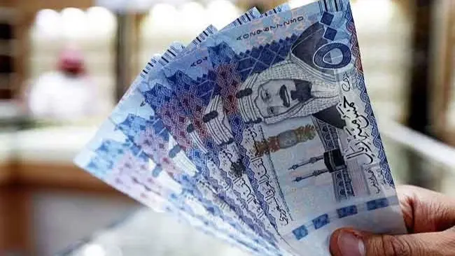 سعر الريال السعودي مقابل الجنيه المصري اليوم نحو 13.18 جنيهًا (رويترز) سعر الريال السعودي مقابل الجنيه المصري اليوم نحو 13.18 جنيهًا (رويترز)
