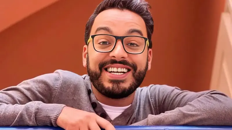 حقيقة وفاة رشيد رفيق.. ماذا قال الكوميدي المغربي بعد تداول خبر وفاته؟