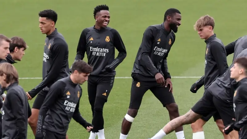 موعد مباراة ريال مدريد ضد سبورتنج براغا في دوري أبطال أوروبا 2023-2024.. القنوات الناقلة وتشكيلة الفريقين