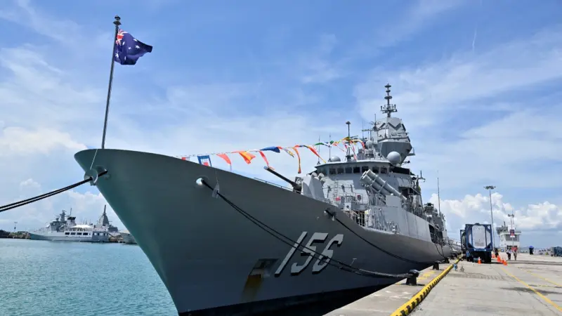 أستراليا تنشر وحدات عسكرية في الشرق الأوسط