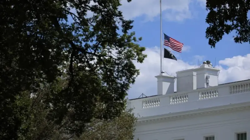 ساويرس يستعد لضخ 50 مليار دولار في أميركا عبر كيان جديد