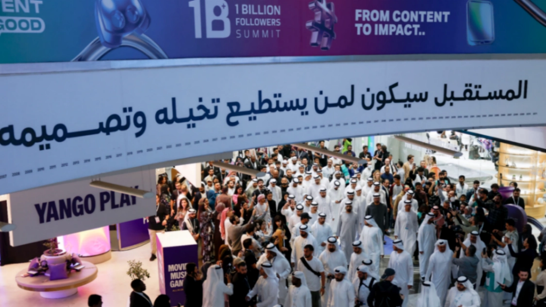دبي ترسخ اقتصاد صناع المحتوى.. قمة المليار متابع تفتح مسارات نمو جديدة 