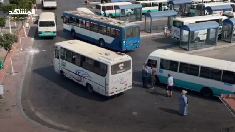 فيديو - قرار باستيراد 10 آلاف حافلة جديدة بعد حادث الحراش في الجزائر