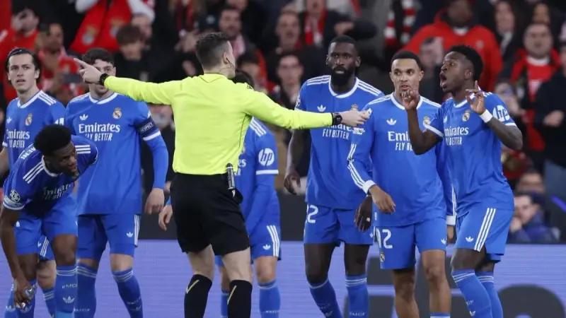 جدول مواعيد مباريات اليوم السبت 21/02/2026 والقنوات الناقلة والمعلقين