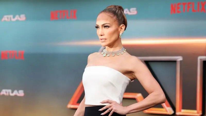 مصادر: جينيفر لوبيز وبن أفليك يقتربان من الطلاق