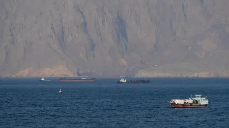 related_news_inside_blogsجنرال فرنسي: الخيار العسكري مطروح لفتح مضيق هرمز