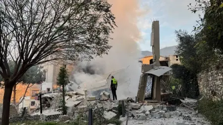 related_news_inside_blogsآخر أخبار قصف لبنان.. 14 قتيلًا في غارات إسرائيلية على جنوب لبنان