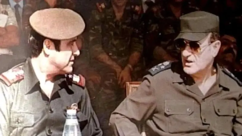 "جزار حماة".. من هو رفعت الأسد؟