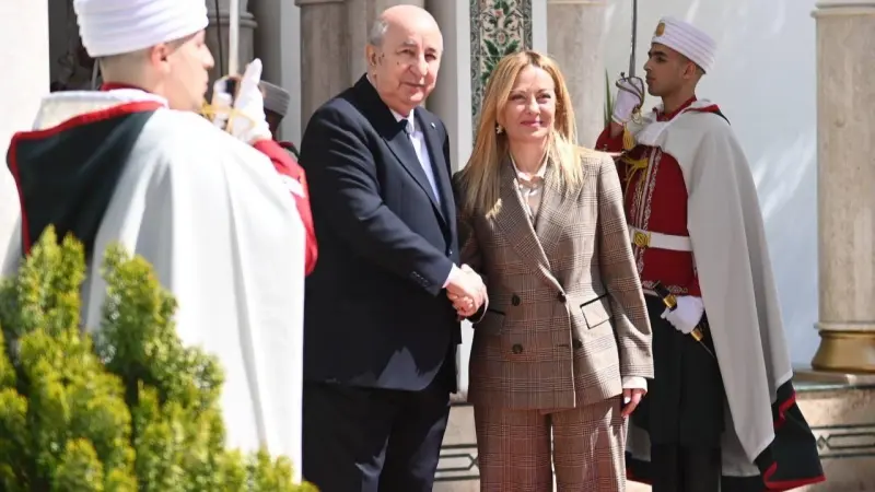 ما سبب زيارة ميلوني للجزائر؟