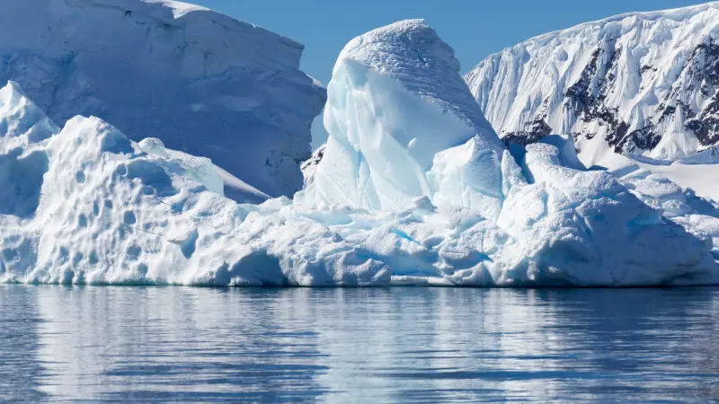 جليد القطب الجنوبي يصل لأدنى مستوى خلال 2023