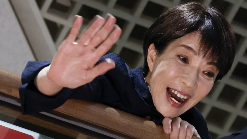 رئيسة الوزراء اليابانية تكشف فوائد ضعف الين