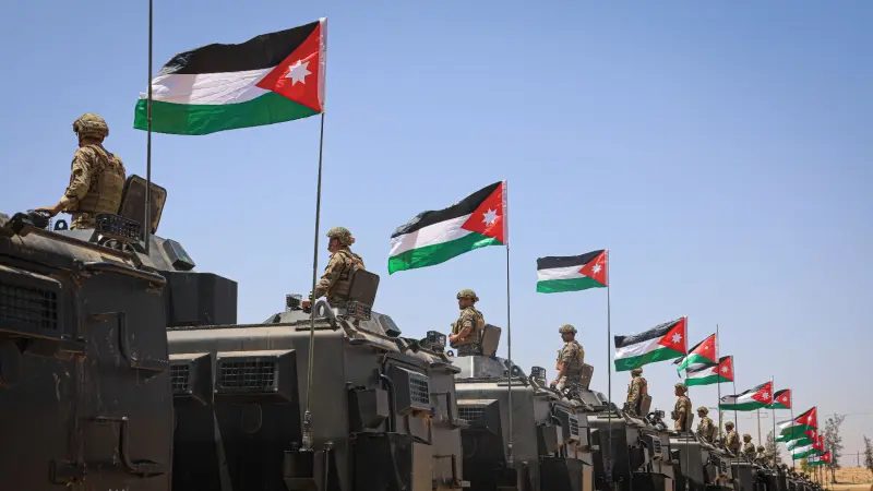 الجيش الأردني يشن غارات على شبكات لتهريب المخدرات في سوريا