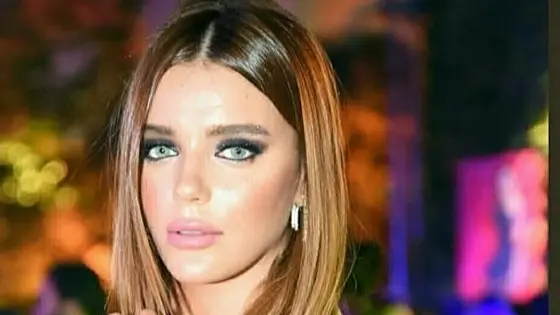 "حليقة الرأس".. هبة السيسي تفاجئ جمهورها بأول إطلالة بعد بداية علاج السرطان