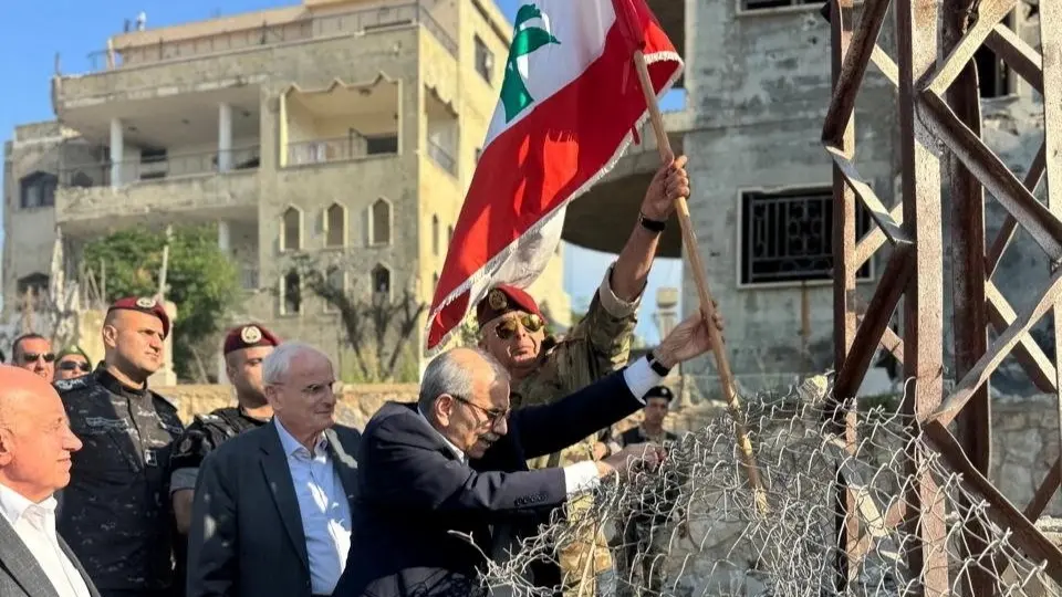 سلام: السيادة التي نستعيدها أمنيا ينبغي ترسخيها اقتصاديا واجتماعيا (رويترز) سلام: السيادة التي نستعيدها أمنيا ينبغي ترسخيها اقتصاديا واجتماعيا (رويترز)