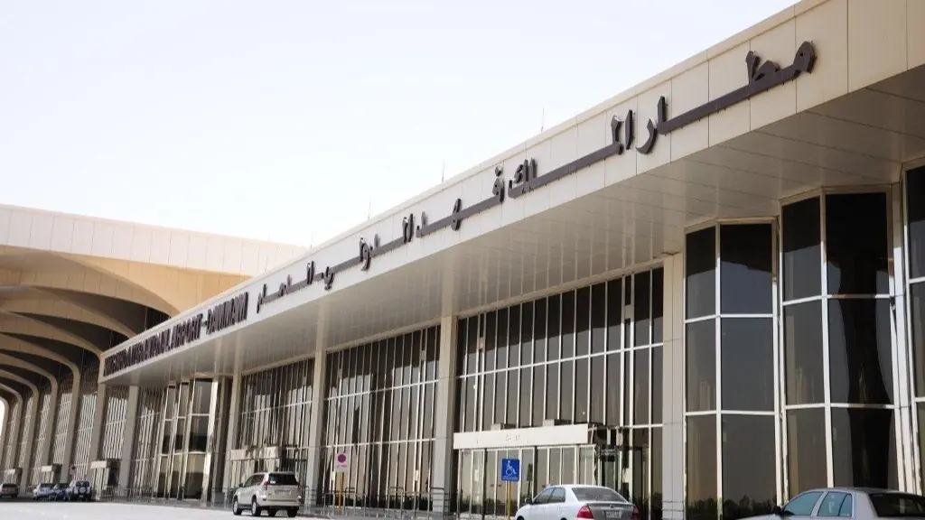 مواطن ومقيم هندي توفيا جراء اعتداء على مطار الملك فهد بالدمام (إكس) مواطن ومقيم هندي توفيا جراء اعتداء على مطار الملك فهد بالدمام (إكس)
