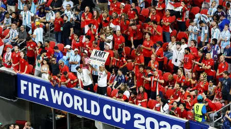 related_news_inside_blogsكأس العالم 2026 - جماهير الأرجنتين تثير الجدل بعد إلقاء مشروب "البيرة" على مشجعي مصر