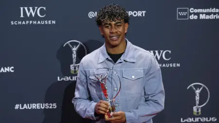 related_news_inside_blogsلامين يامال وكارلوس ألكاراز في المقدمة.. تعرف إلى قائمة الفائزين في جوائز لوريوس 2026