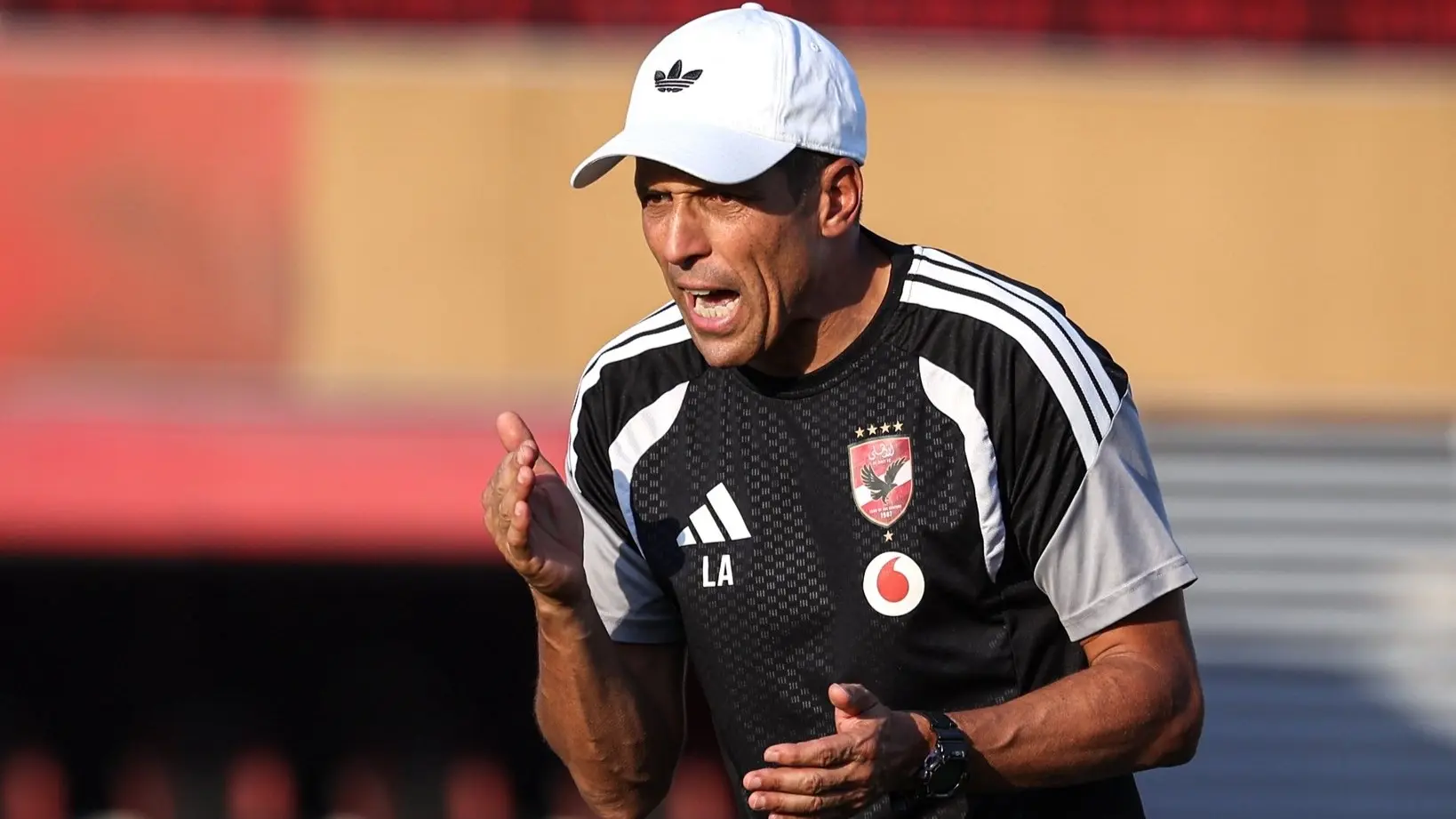 الأهلي يواجه نادي زد في الجولة الـ2 من الدوري المصري (إكس) الأهلي يواجه نادي زد في الجولة الـ2 من الدوري المصري (إكس)