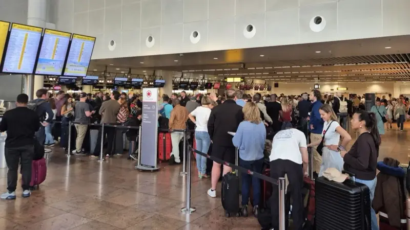 شلل بمطارات أوروبا.. من يقف خلف الهجوم السيبراني؟