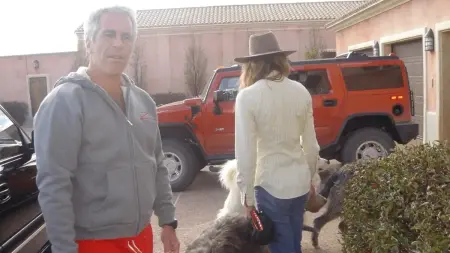 related_news_inside_blogsملفات إبستين تطارد أحد أبرز شخصيات هوليوود