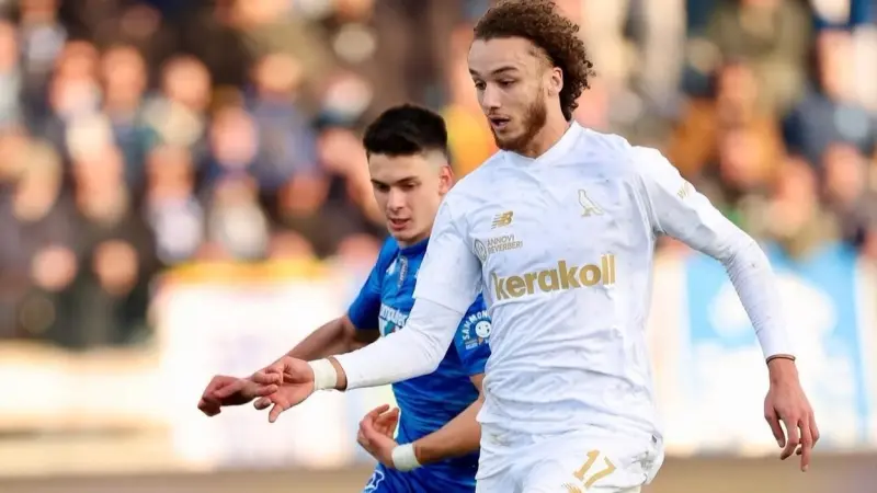 يانيس ماسولين جديد المنتخب الجزائري.. بيتكوفيش يحسم الأمر