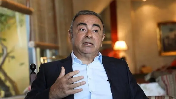 بسبب الخلاف على الأجر.. مهرّب كارلوس غصن ينقلب عليه