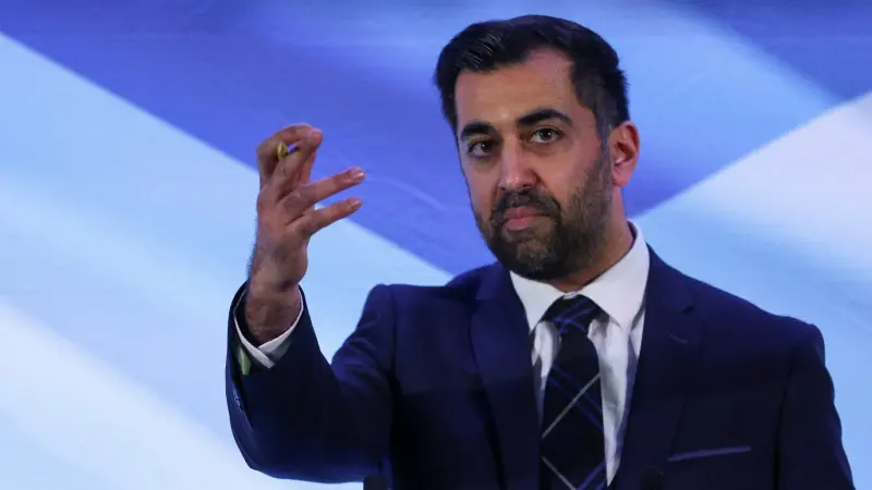 ماذا ينتظر حمزة يوسف بعد فوزه بزعامة الحزب الحاكم؟