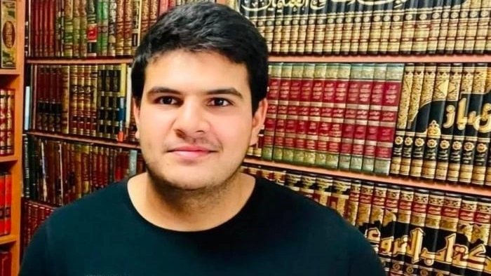 أستاذه يندد وزملاؤه مصدومون.. كيف تحول "طالب هادئ" لمتهم بهجوم سيدني؟ 