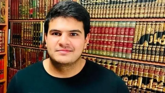 أستاذه يندد وزملاؤه مصدومون.. كيف تحول "طالب هادئ" لمتهم بهجوم سيدني؟