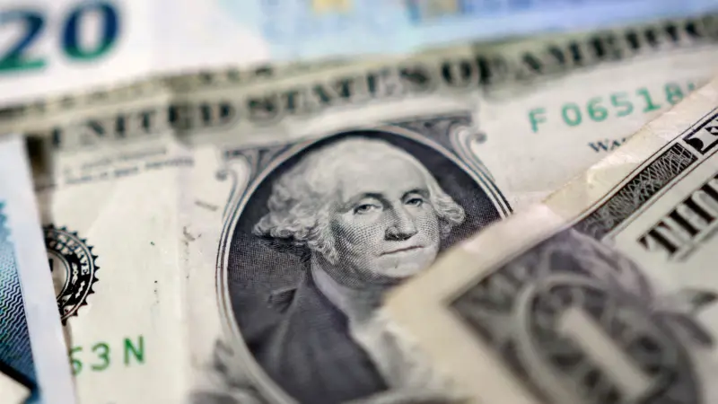 سعر الدولار الأميركي مقابل الجنيه المصري اليوم الخميس 3/9/2026.. استهداف 52 جنيها