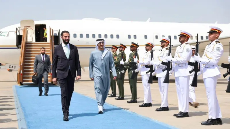 الشرع يصل إلى دولة الإمارات في زيارة رسمية