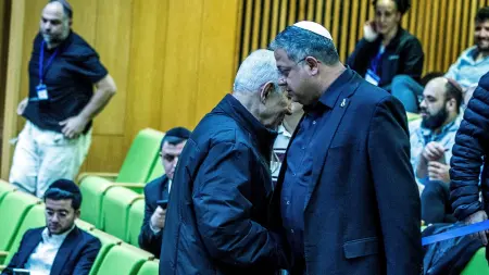 نتانياهو في ورطة.. قلق إسرائيلي من اتفاق محتمل بين أميركا وإيران