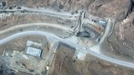 related_news_inside_blogsصور الأقمار الاصطناعية تظهر حجم الدمار في مواقع الصواريخ الإيرانية