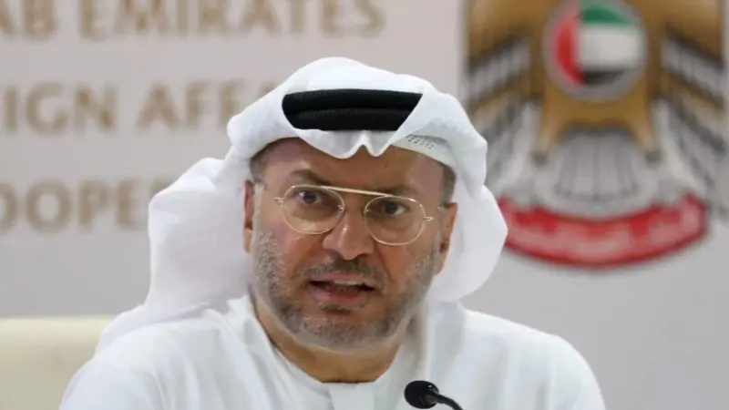 قرقاش: استهداف محطة براكة تصعيد خطير يخرق الأعراف والقوانين الدولية