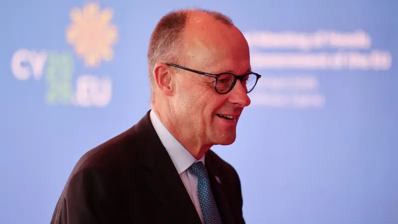 المستشار الألماني يعلّق على انتقادات ترامب له