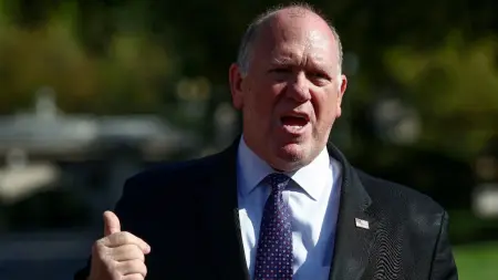 related_news_inside_blogsإدارة ترامب ترفض مطالب الديمقراطيين بإصلاح وكالة الهجرة