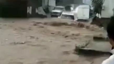 فيديو - قتلى في اليمن بسبب سيول جارفة