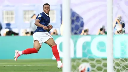 related_news_inside_blogsترتيب هدافي كأس العالم 2026.. لماذا يتفوق مبابي على ميسي رغم تساوي الأهداف؟
