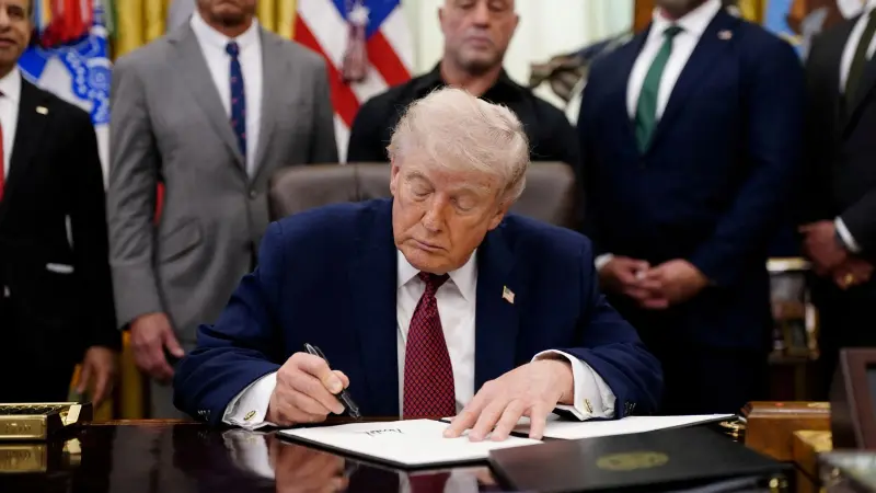 أمر تنفيذي من ترامب لتسريع أبحاث الأدوية ذات التأثير النفسي