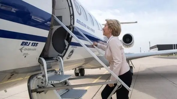 23 مرة.. انتقادات تطال المفوضة الأوروبية بسبب الطائرات الخاصة