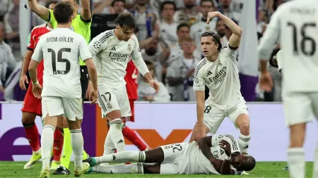 related_news_inside_blogsريال مدريد يحسم ملف نجومه ويخطط لبيع 4 لاعبين