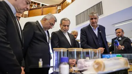 related_news_inside_blogsصفقة نووية بـ20 مليار دولار بين أميركا وإيران.. ما القصة؟