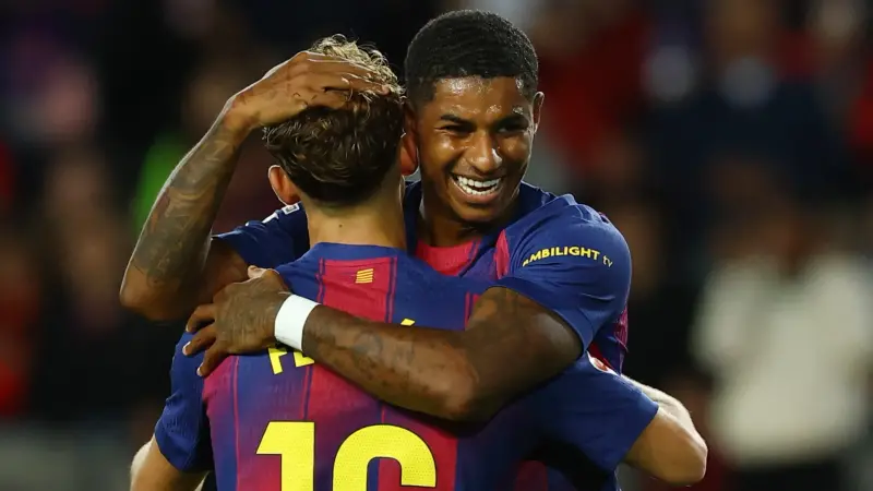 ترتيب الدوري الإسباني - بعد الفوز على إلتشي.. كم أصبح الفارق بين ريال مدريد وبرشلونة؟