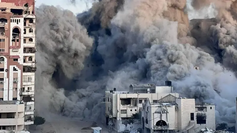 فيديو - إسرائيل تدمّر برجا جديدا في مدينة غزة
