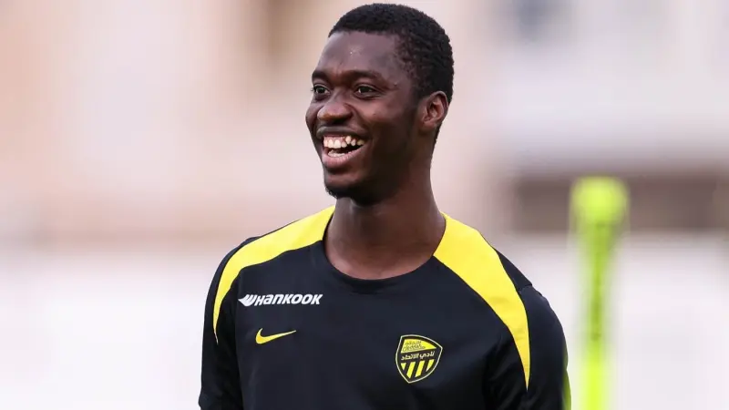 تطورات جراحة الرباط الصليبي لنجم الاتحاد محمدو دومبيا