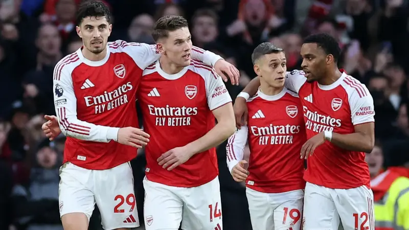 الدوري الإنجليزي - أرسنال يعبر سندرلاند وتشيلسي يواصلة انتصاراته