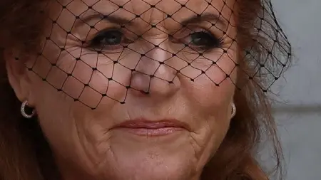 related_news_inside_blogsهل تحولت زوجة الأمير أندرو السابقة إلى "خادمة" في قصر إبستين؟